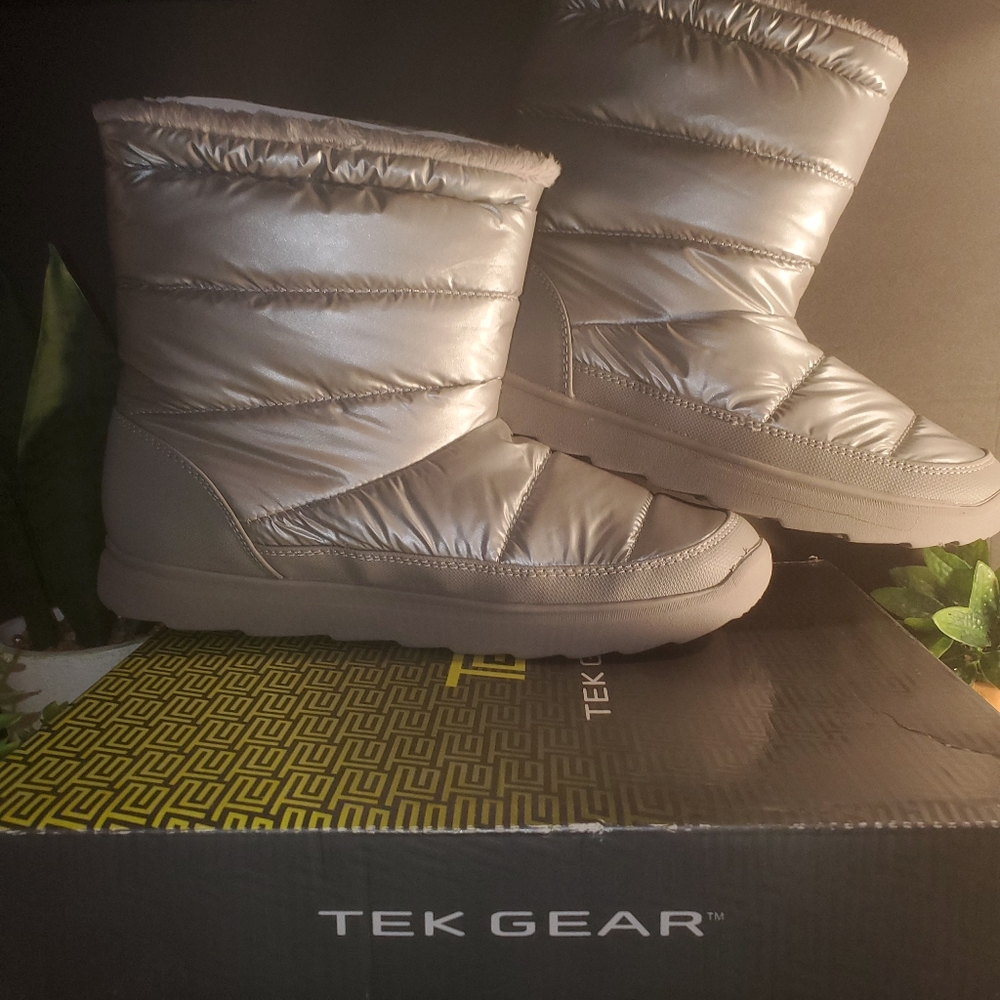 Boots silver